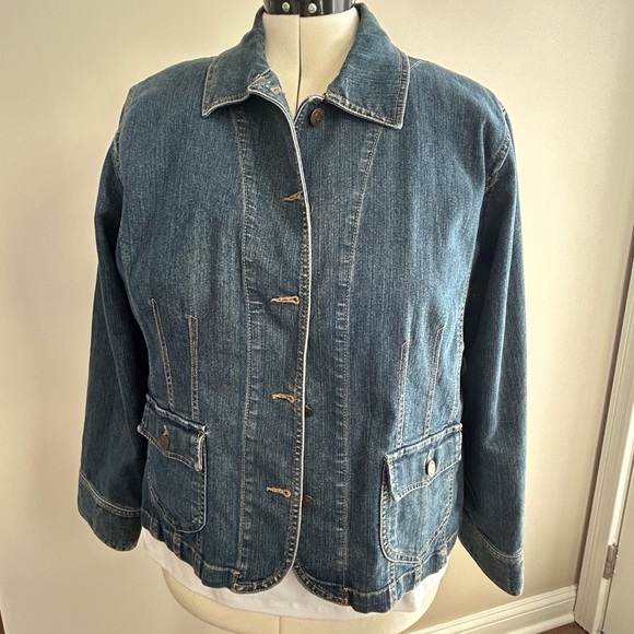 Liz Claiborne Classic Blue Jean Jacket - Picture 1 of 8